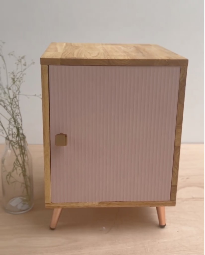 Bedside cabinet